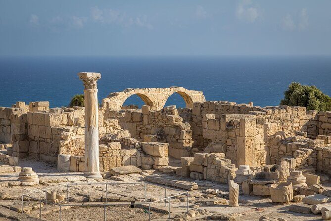 Ancient Kourion, Kolossi Castle, Omodos & Winery Tour from Paphos - Kolossi Castle: A 15th-Century Fortress With Crusader DNA