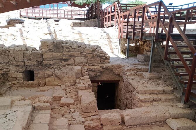 From Limassol, Aphrodite Rocks and Kourion Archeological Side - Guide Quality: What to Expect and How to Get Better Answers