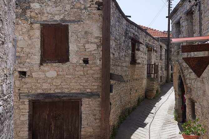 Kourion Ruins, Kolossi Castle and Winery Guided Visit from Paphos - Troodos Mountains and Winery Tasting: What You’re Really Buying with “Wine Time”