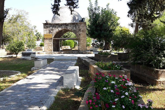 Kyrenia Tour (only from Nicosia/Kyrenia Hotels) - Kyrenia Harbour: Venetian U-Shaped Layout and Marina Life