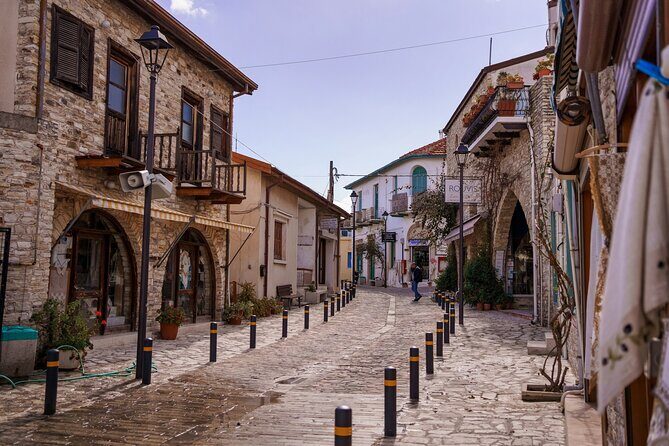 Larnaca Highlights with visit to Lefkara and Nicosia from Paphos - Nicosia (Lefkosia): the divided capital experience in just two hours