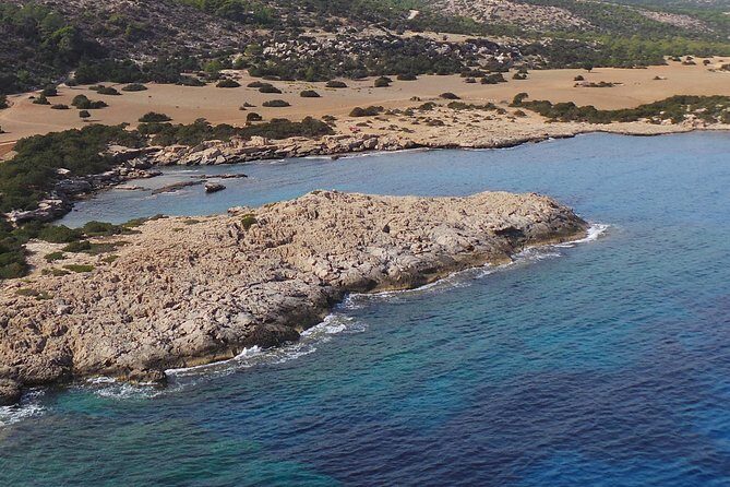 Luxury Eden 18 Private Self-drive boat hire to Blue Lagoon & more - Fontana Amorosa: docking cutouts and amphora underwater
