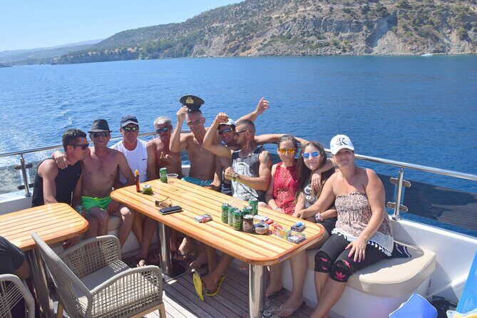 Ocean Blue | Blue Lagoon Morning - Crew and boat vibe: calm, helpful, and not chaotic