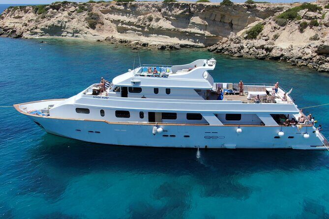 Ocean Flyer VIP Cruise from Paphos Adults Only - Swim stops off the West Coast: what you should bring and how to use the time