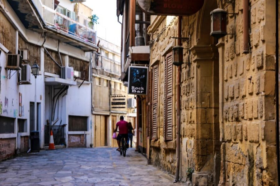Paphos: Larnaca & Divided Nicosia Sightseeing Tour - Ledra Street walking time and what it’s for