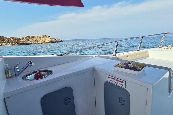 Private Charter to Blue lagoon -Amore Mio - Getting from Paphos to Latsi: pickup helps, but the ending matters