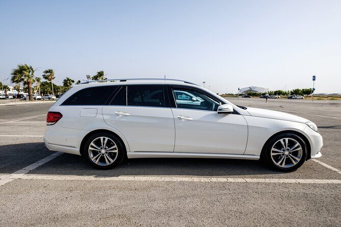 Private Transfer: Larnaca Airport to Protaras 1-14 pax - Timing reality: a 50–55 minute drive that depends on traffic