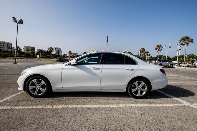 Private Transfer: Larnaca Airport to Protaras 1-14 pax - What’s included vs. what you handle yourself