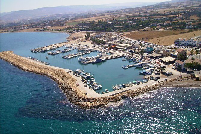 Self-drive Amathunta Private Speedboat to Blue Lagoon, Caves etc - Price and fuel surcharge: where the real cost lands