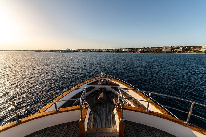 Sunset Cruise on Ayia Napa's biggest boat - Size, atmosphere, and who this cruise fits best