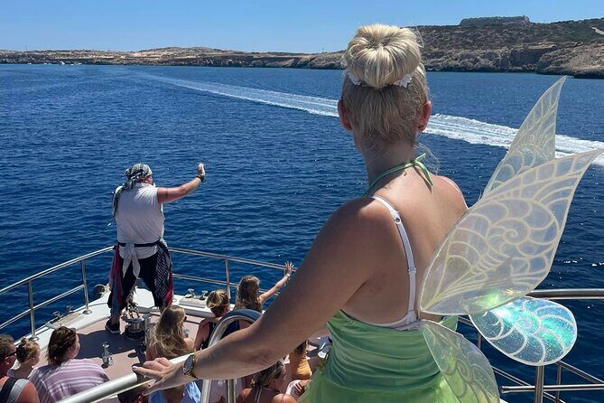 The Mermaid Cruise by Medusa Cruises – 2:30-Hour Family Adventure - Meeting at Golden Coast Harbor: start time and what to expect