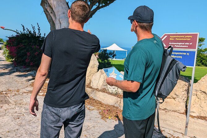 XploreMe! - Coral Bay Scavenger Hunt Outdoor Activity - Group fit: who this hunt is best for